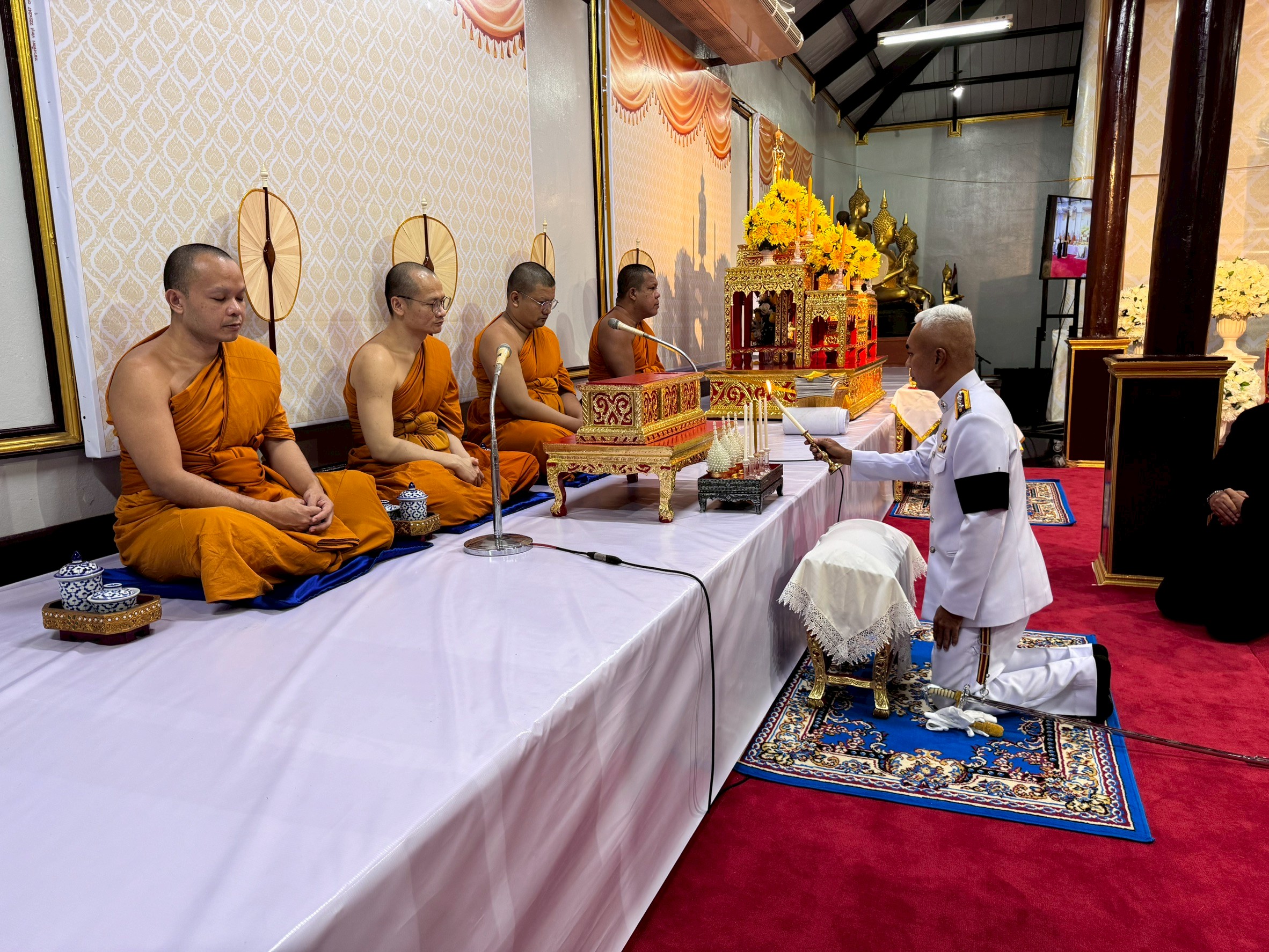 LINE_ALBUM_สวดอภิธรรมพระพันปี_251117_53