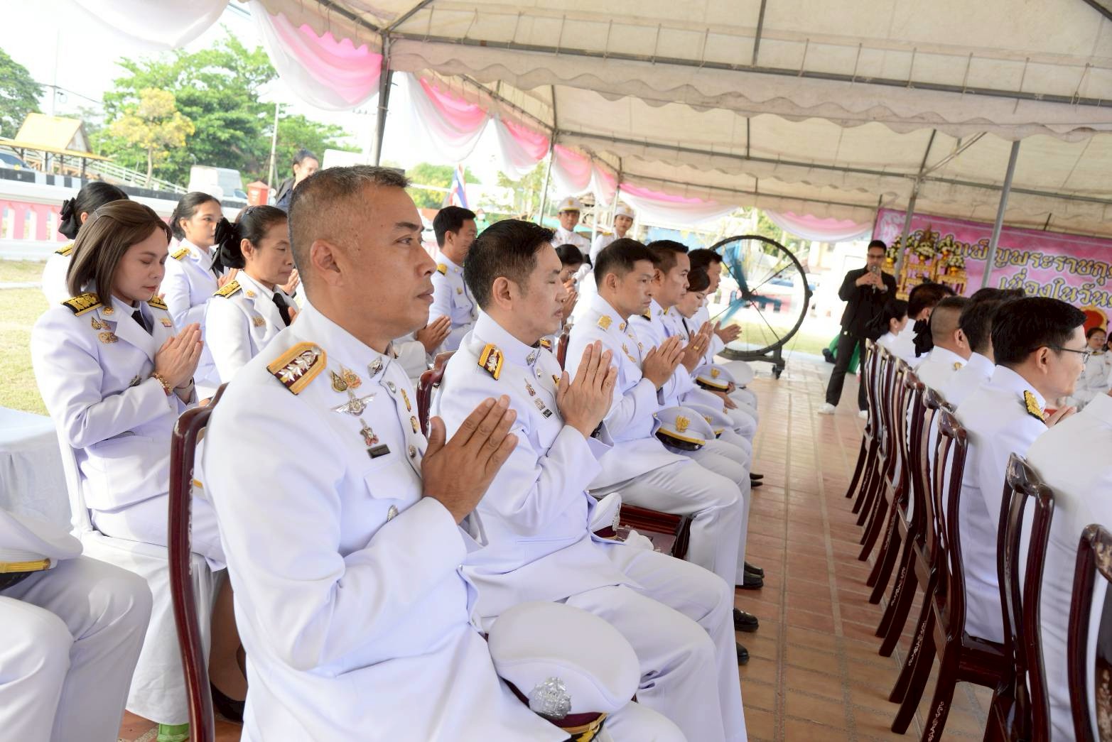 LINE_ALBUM_124 ปี_260316_14