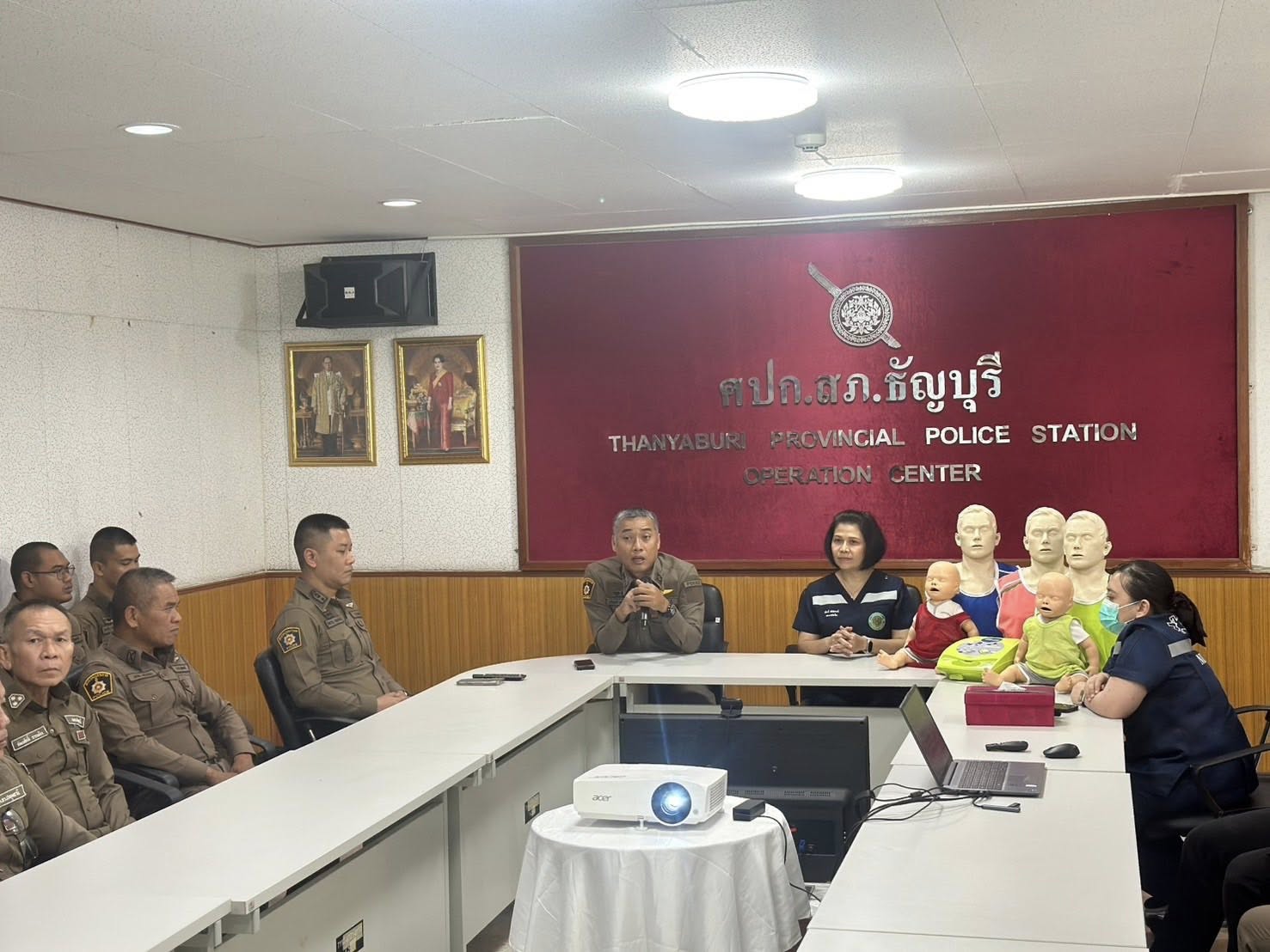 รับการอบรม การฝึกอบรมปฐมพยาบาลและฟื้นคืนชีพ