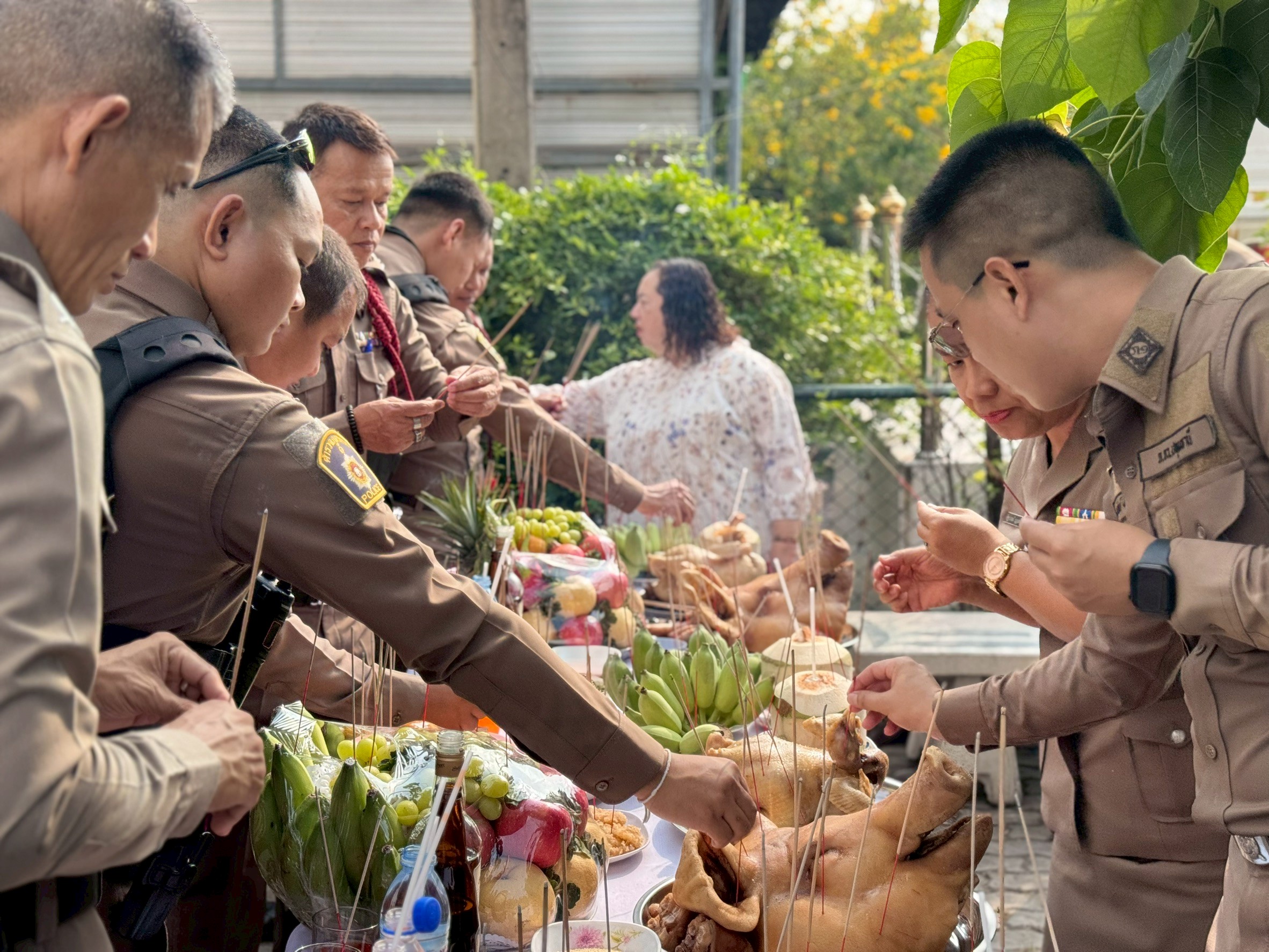 LINE_ALBUM_ทำบุญโรงพัก 3 เม.ย.69_260403_125