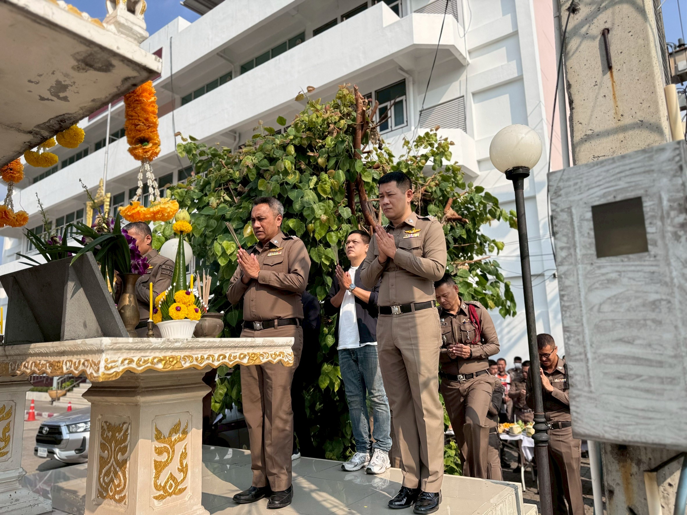 LINE_ALBUM_ทำบุญโรงพัก 3 เม.ย.69_260403_131