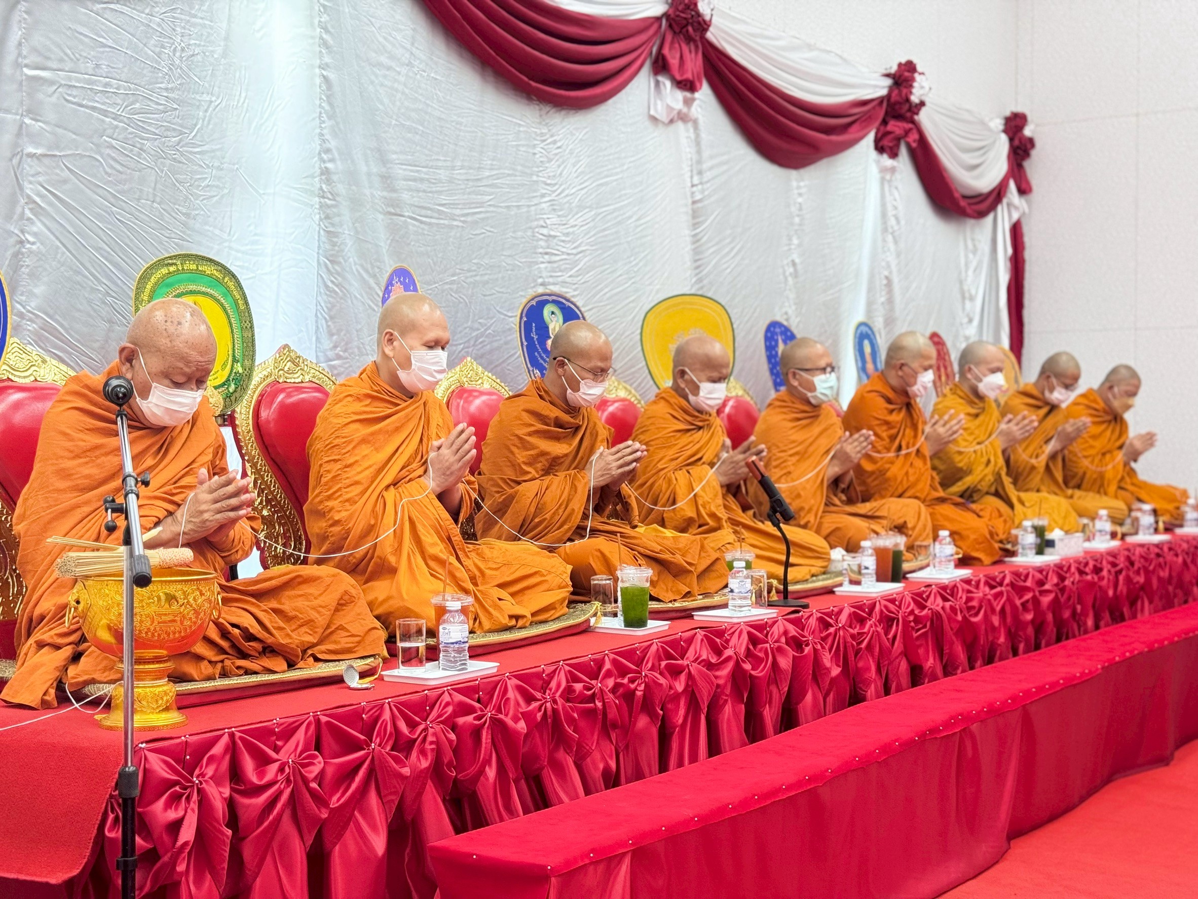 LINE_ALBUM_ทำบุญโรงพัก 3 เม.ย.69_260403_44